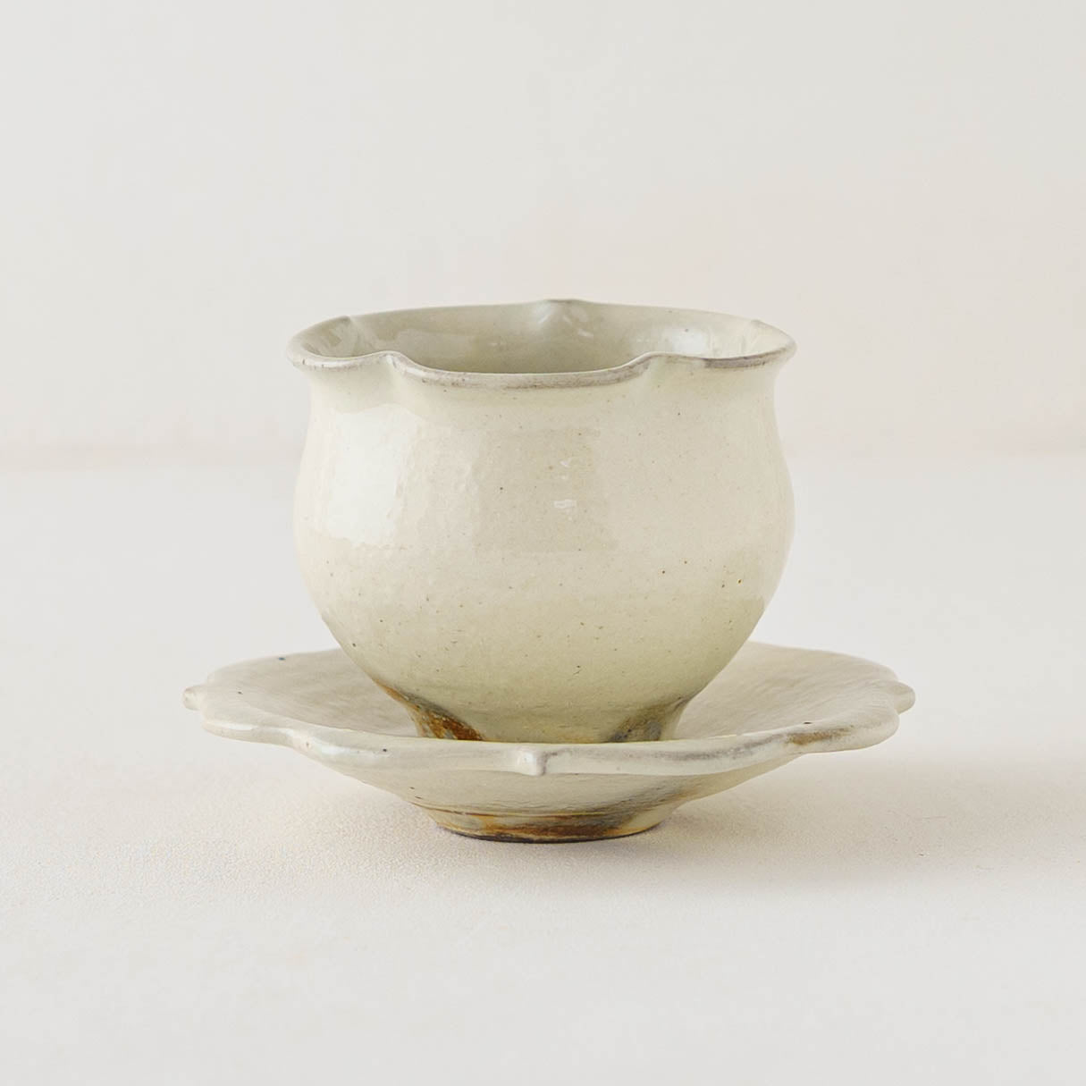 鉄散 茶托(彫刻)|古谷製陶所
