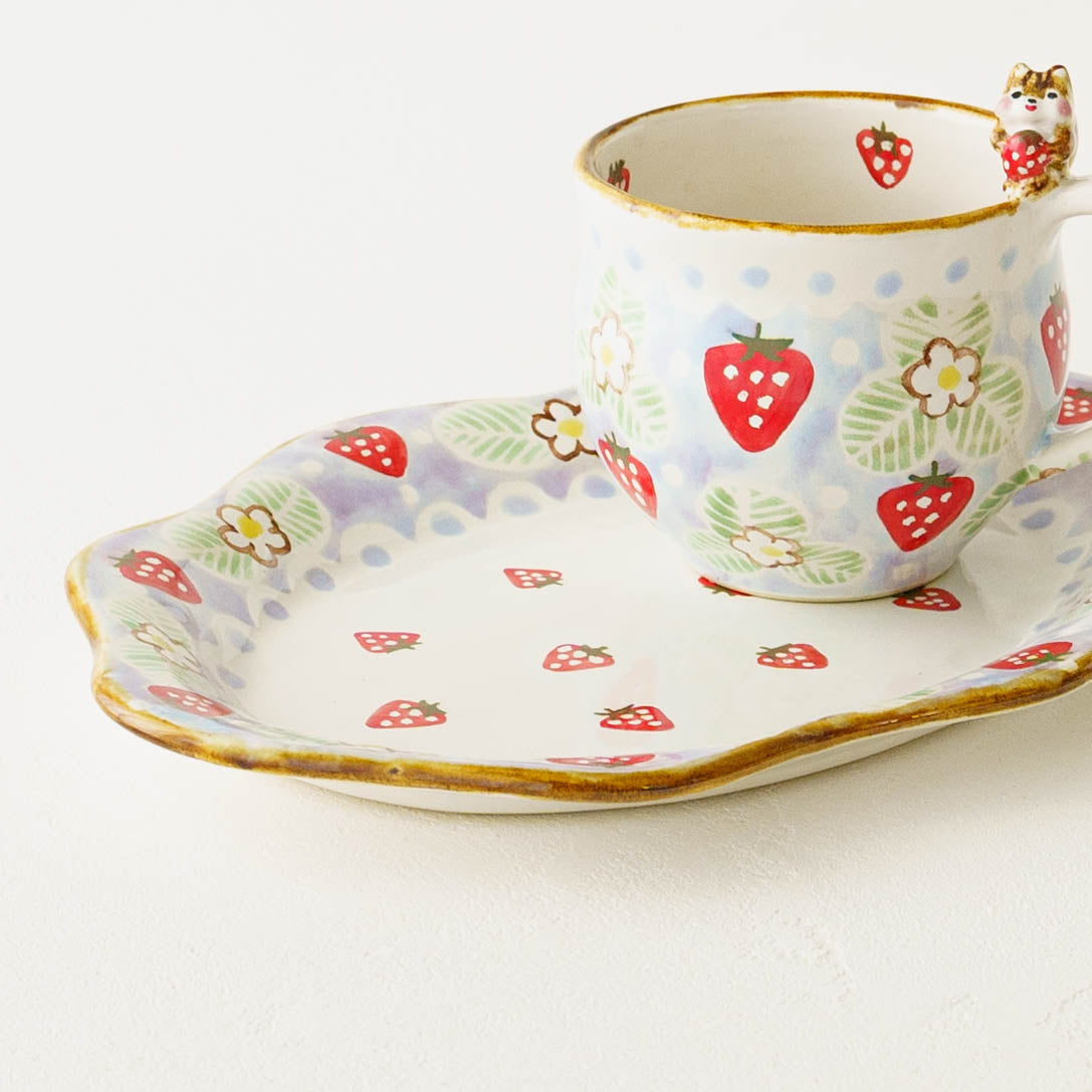 Squirrel and Strawberry C&S | Aiko Miura