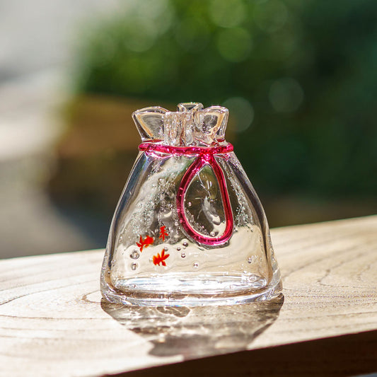 Goldfish drawstring vase red S | Gokurakuji Glass Studio