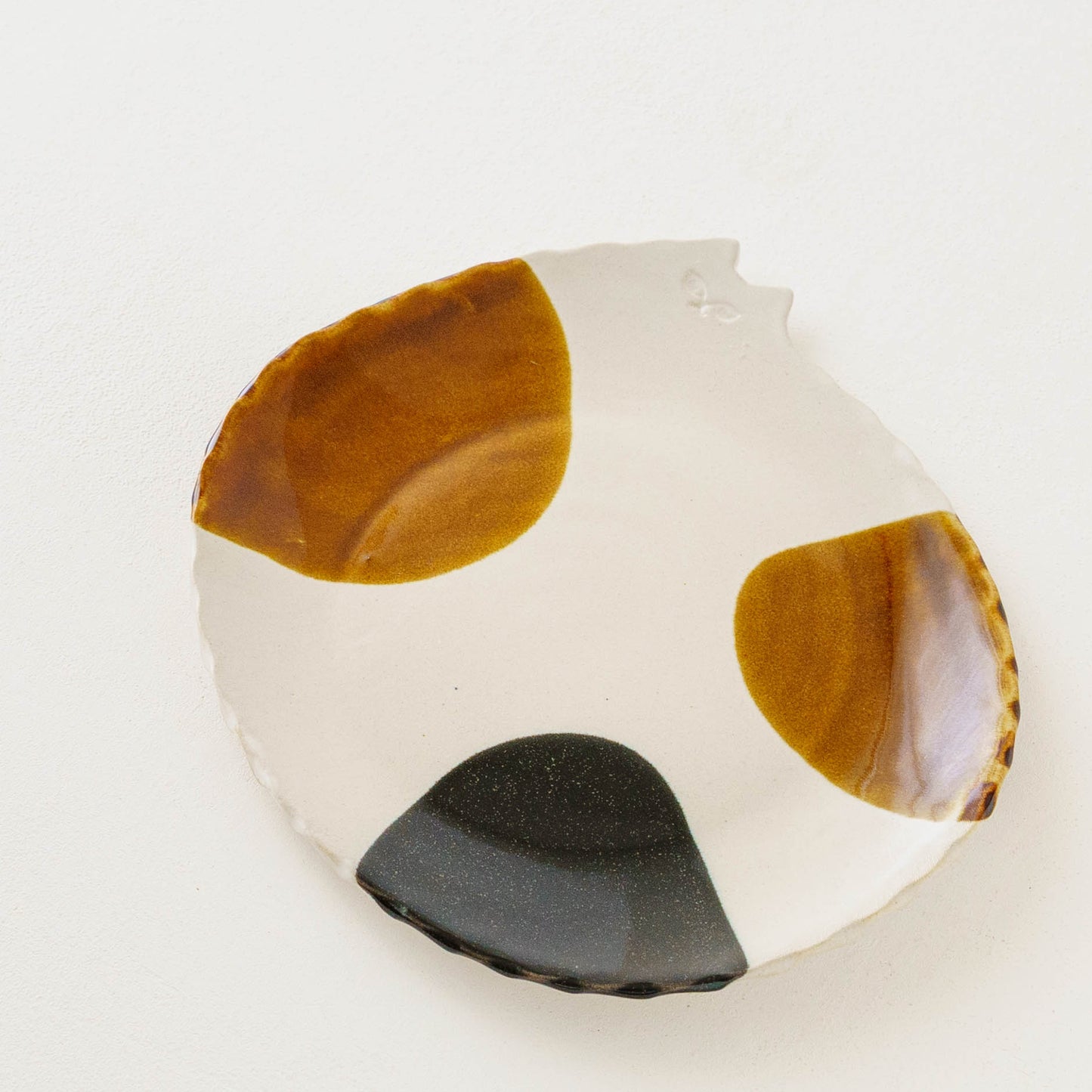 Cat plate L calico | Atelier Monora