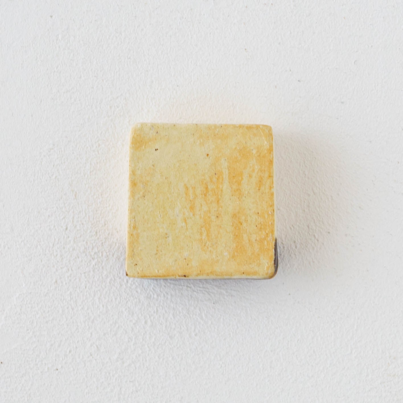 はしおき（ホワイトチョコ）いぬ｜丸伴工場