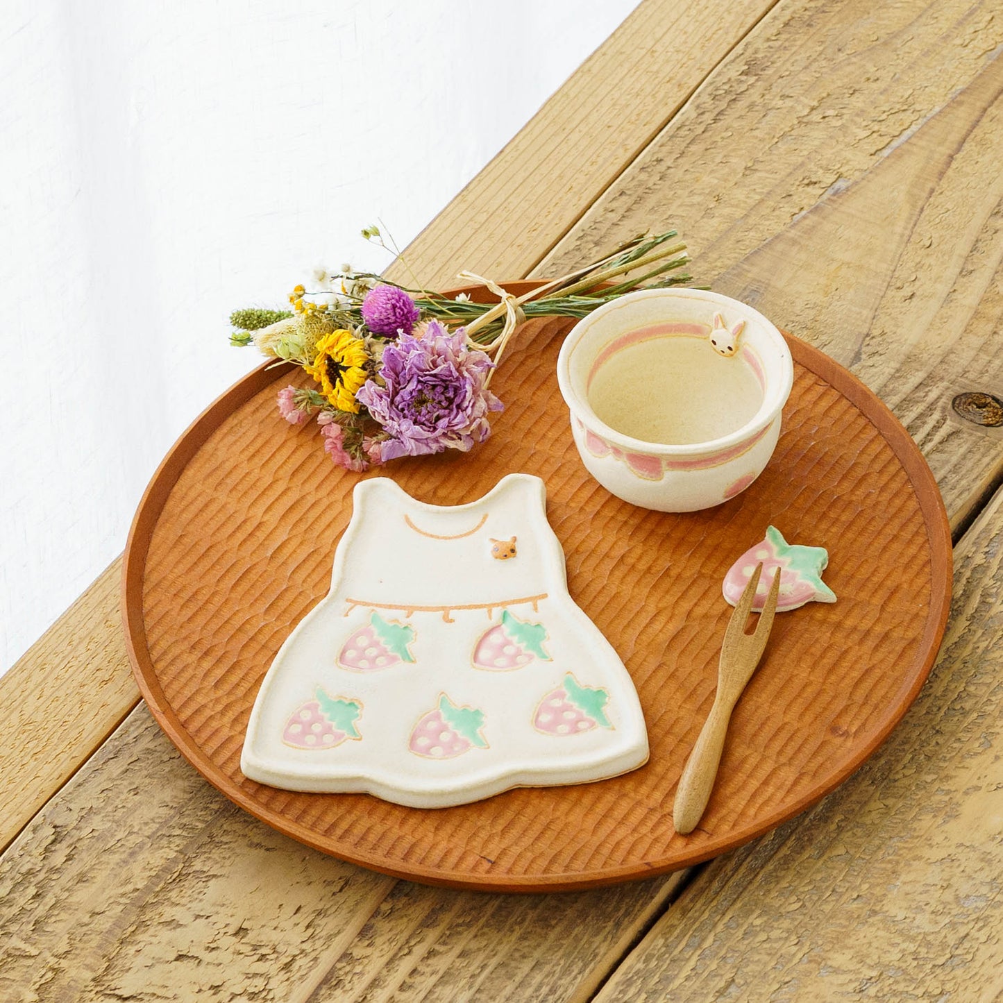 Hat and Dress Set  Strawberry | Kimura Ryoko