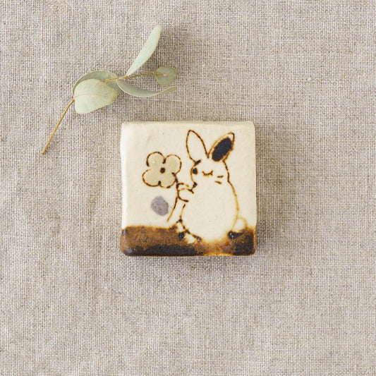Chopstick Rest Rabbit | Maruban Ceramics Factory