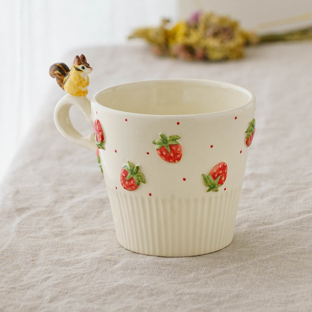 Mug Squirrel Little Strawberry | Sugar Poppo