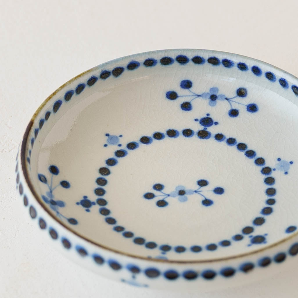 12cm plate small flower Blue｜Tosai gama