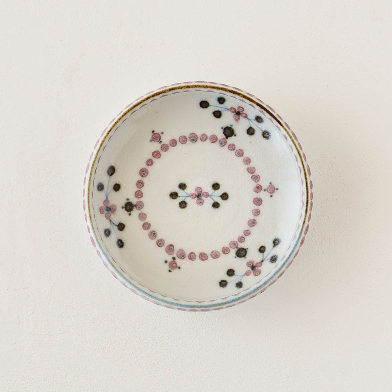 12cm plate small flower Red｜Tosai gama