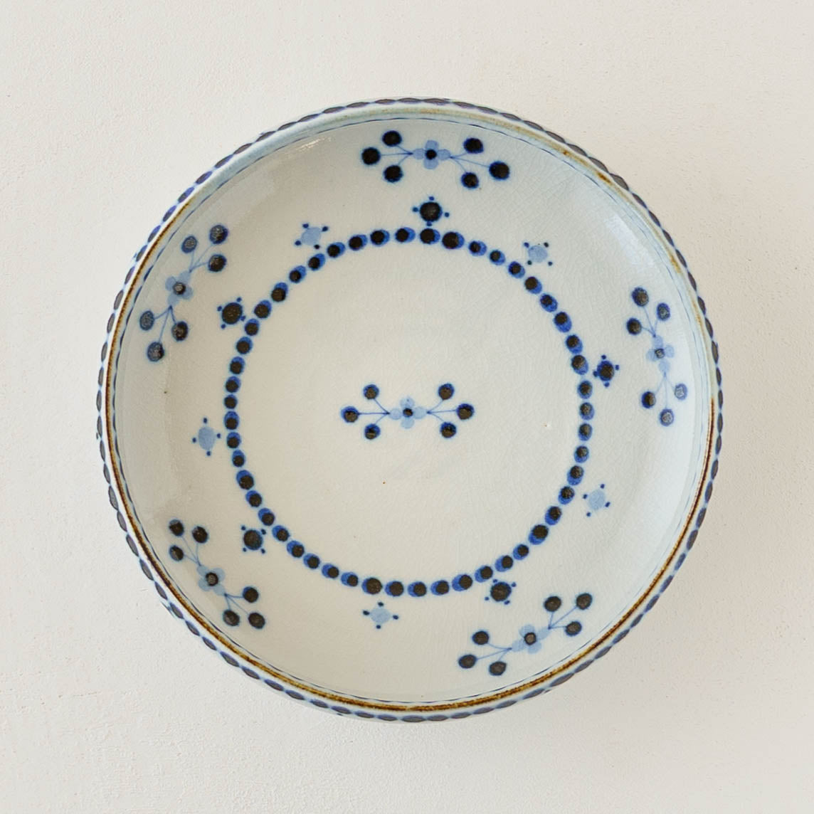 18cm plate small flower Blue｜Tosai gama