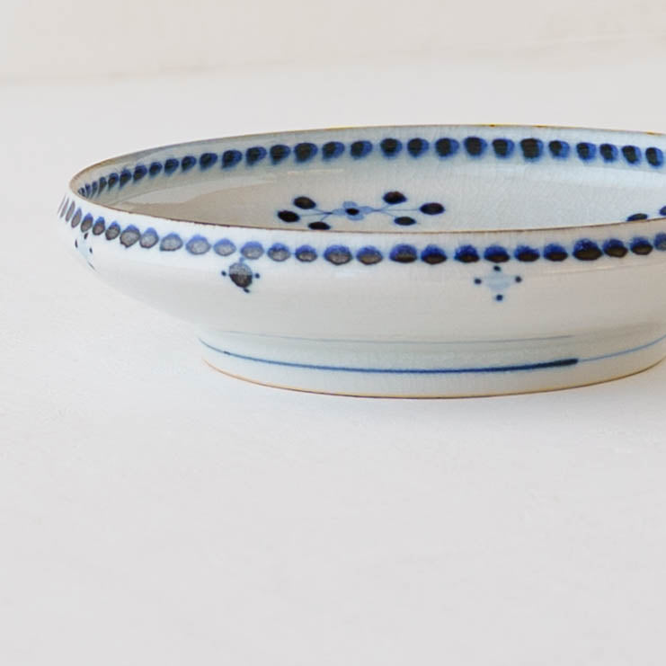 18cm plate small flower Blue｜Tosai gama