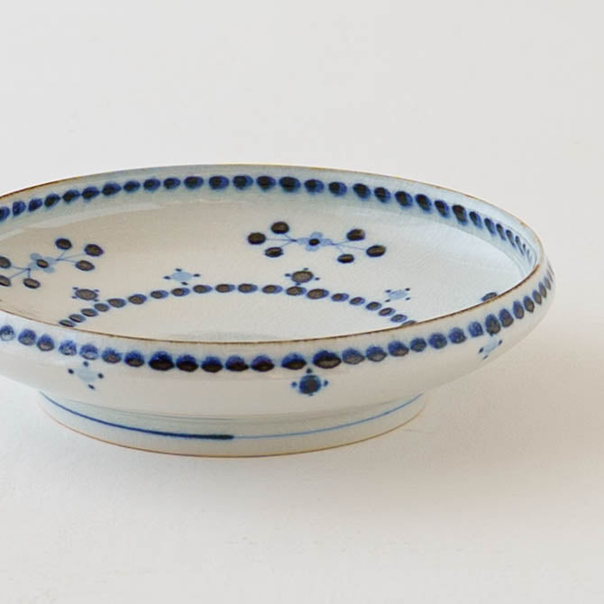 18cm plate small flower Blue｜Tosai gama