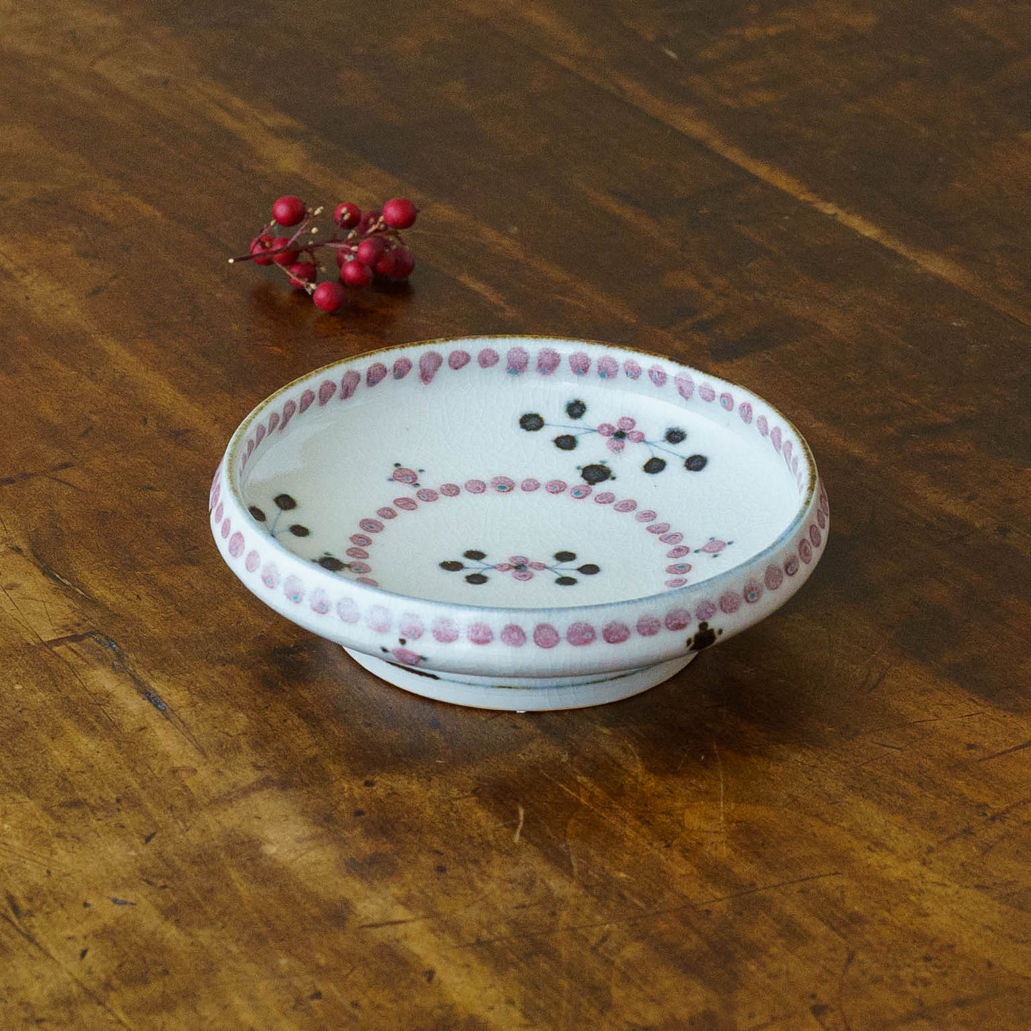 12cm plate small flower Red｜Tosai gama