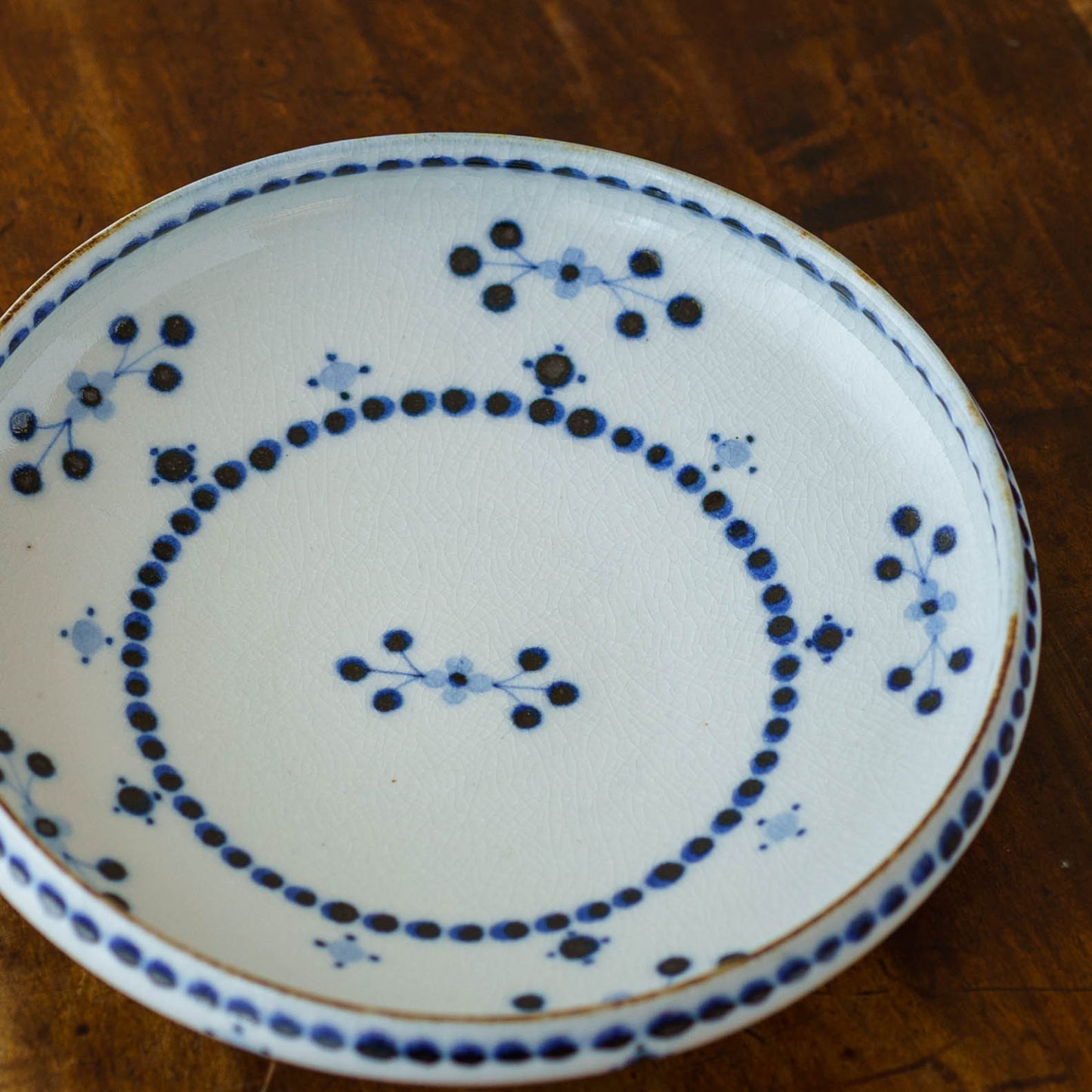 18cm plate small flower Blue｜Tosai gama