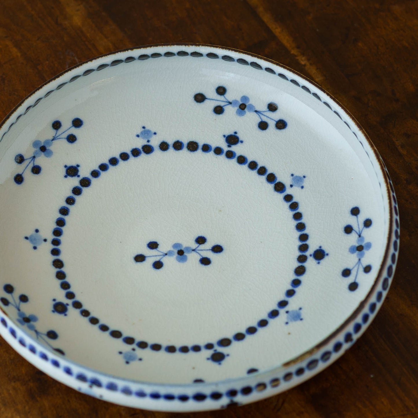 21cm plate small flower Blue｜Tosai gama