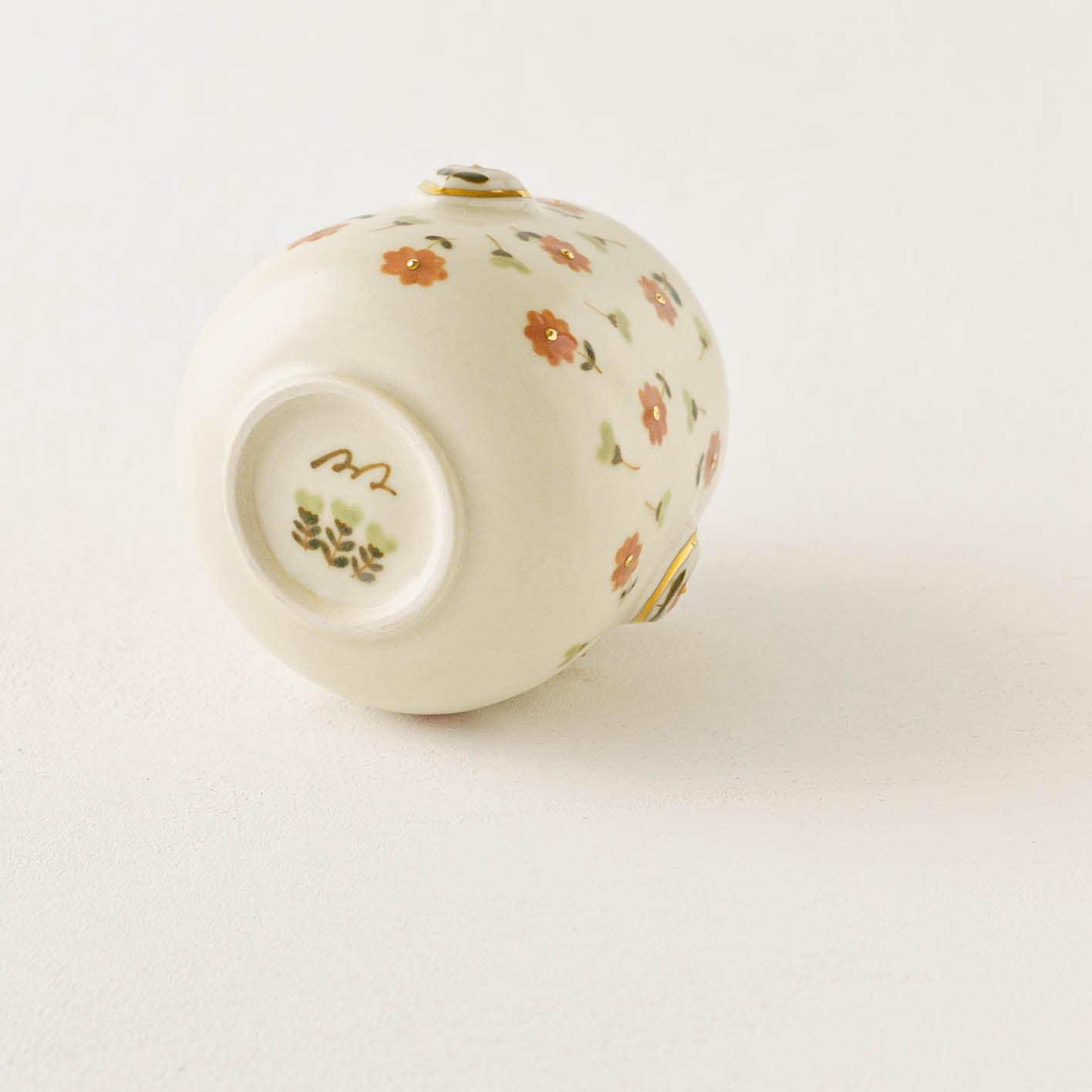 Cup relief flower pink | Ayano Arai
