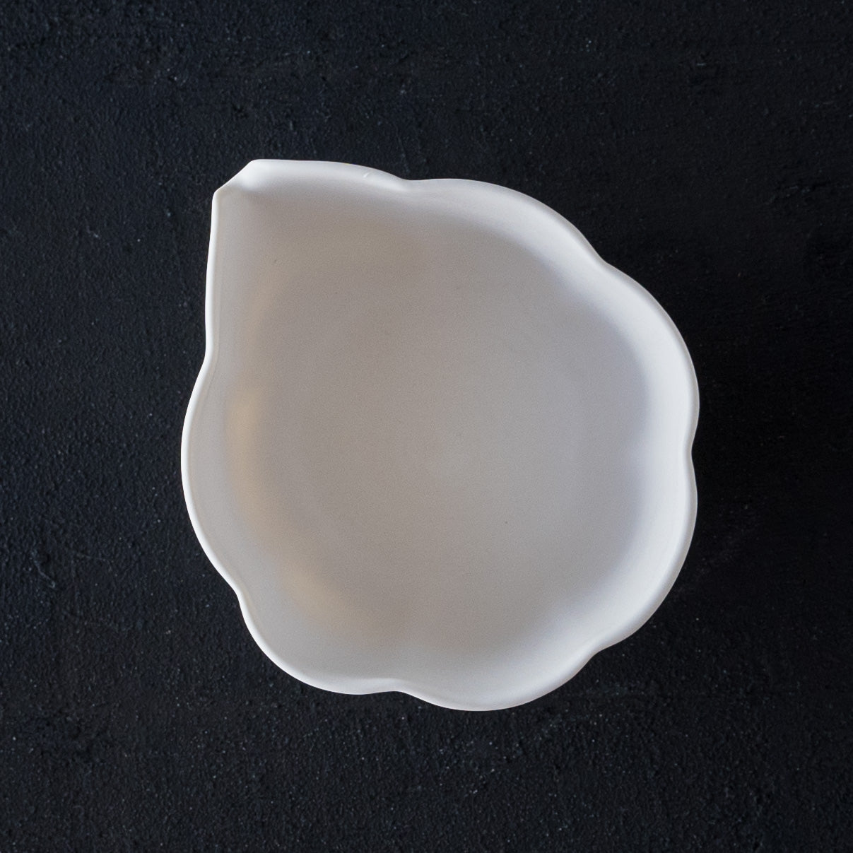 Tea sea (Katakuchi jar) white | Kasumi Fujimura