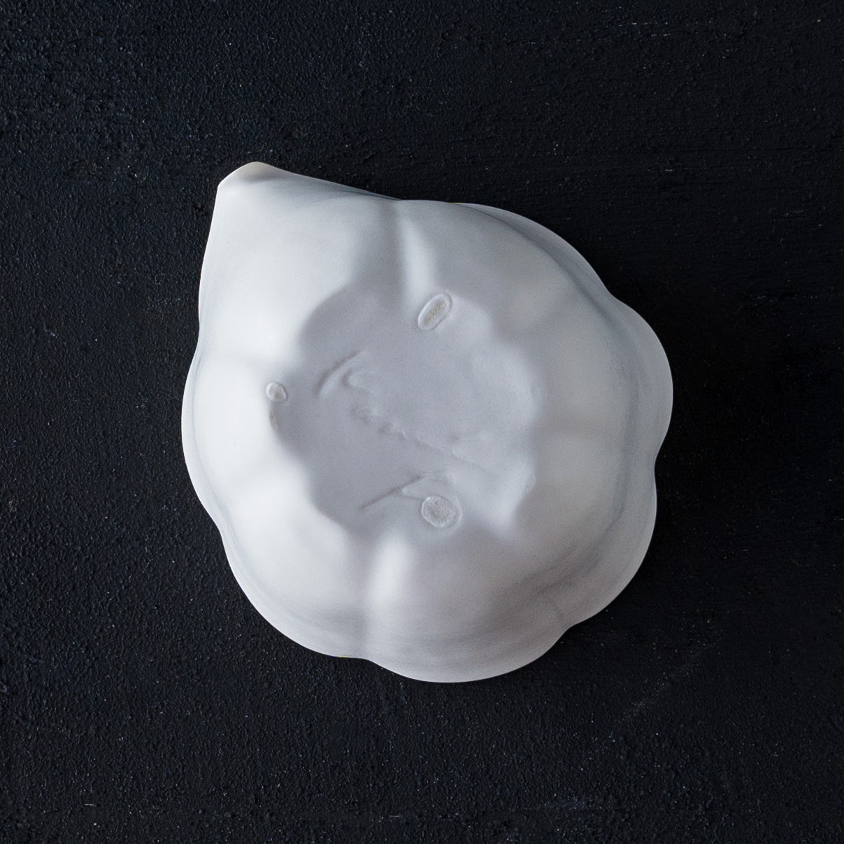 Tea sea (Katakuchi jar) white | Kasumi Fujimura