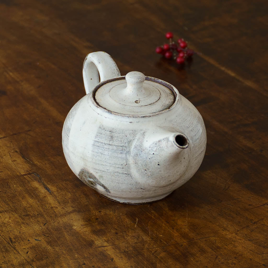 Pot | Totsu Keiichiro