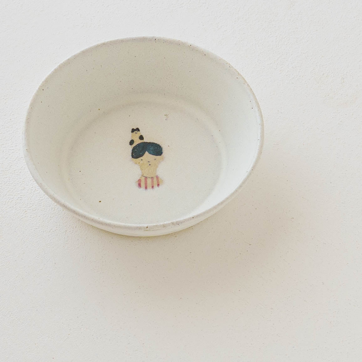 取り皿　ねこと少年　白　B｜綿貫彩