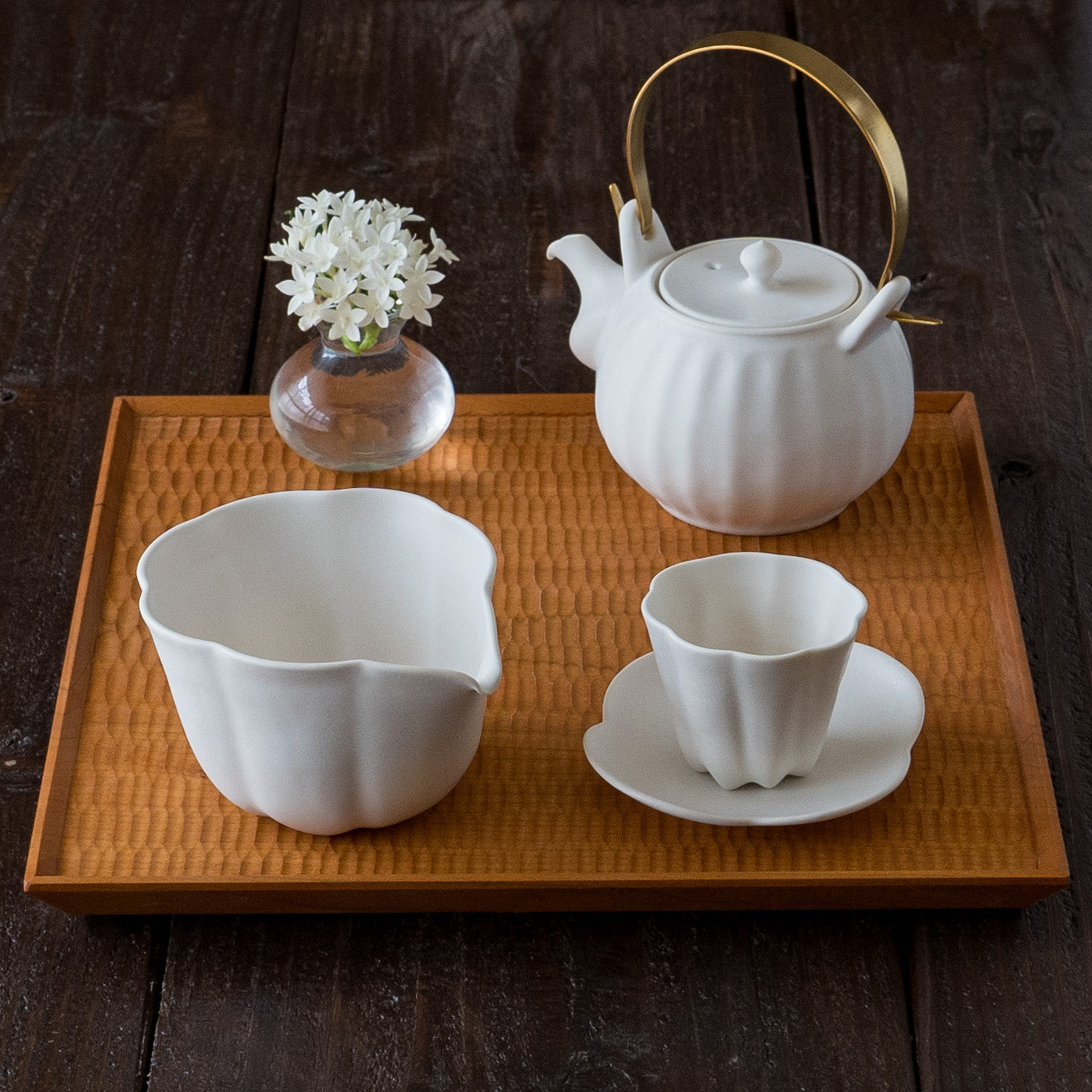 Tea sea (Katakuchi jar) white | Kasumi Fujimura