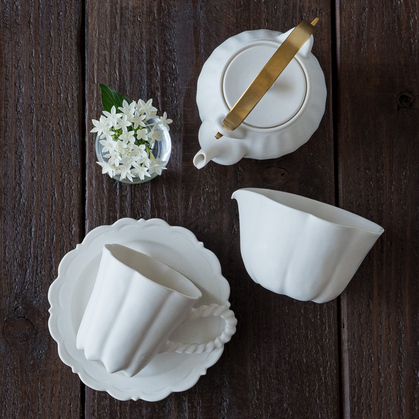 Tea sea (Katakuchi jar) white | Kasumi Fujimura