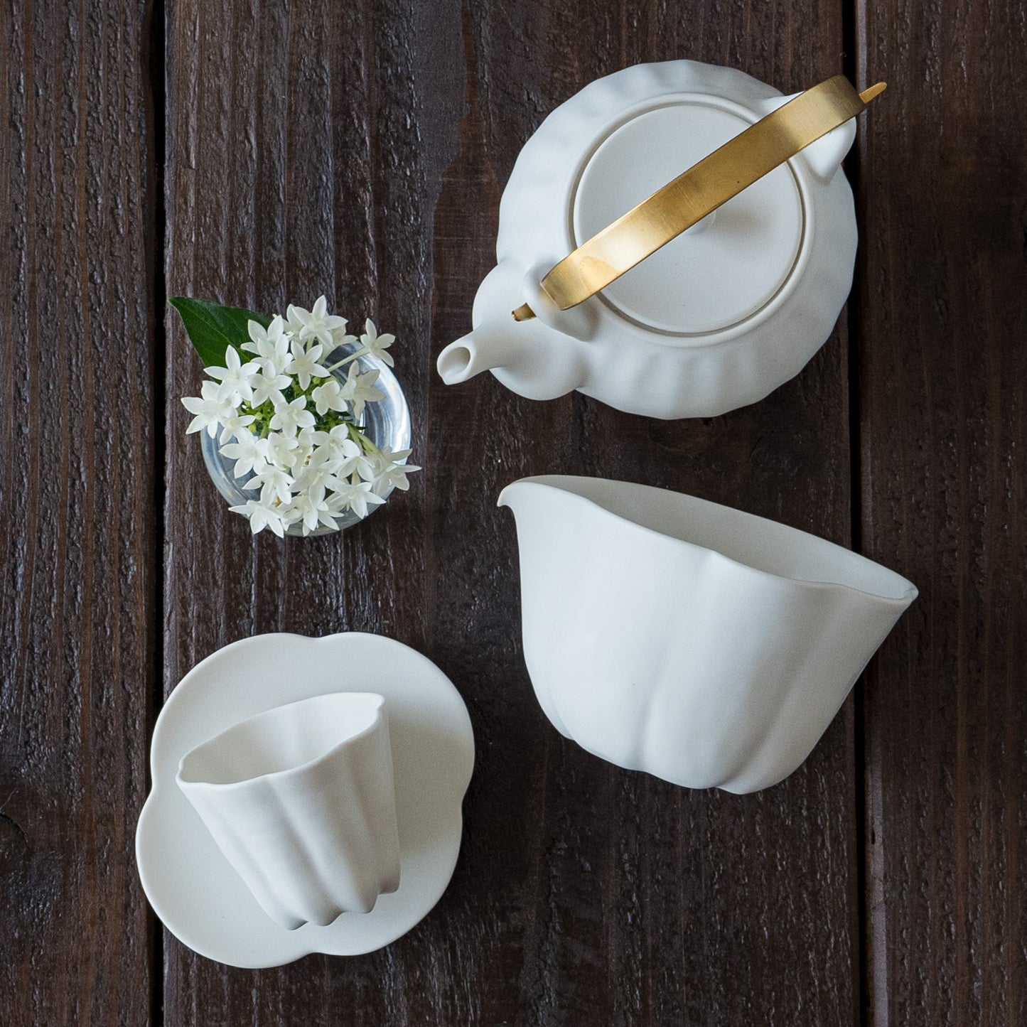 Tea sea (Katakuchi jar) white | Kasumi Fujimura