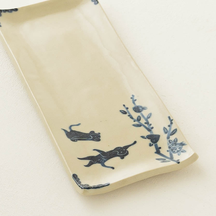 長皿　猿と桃の木｜吉村尚子