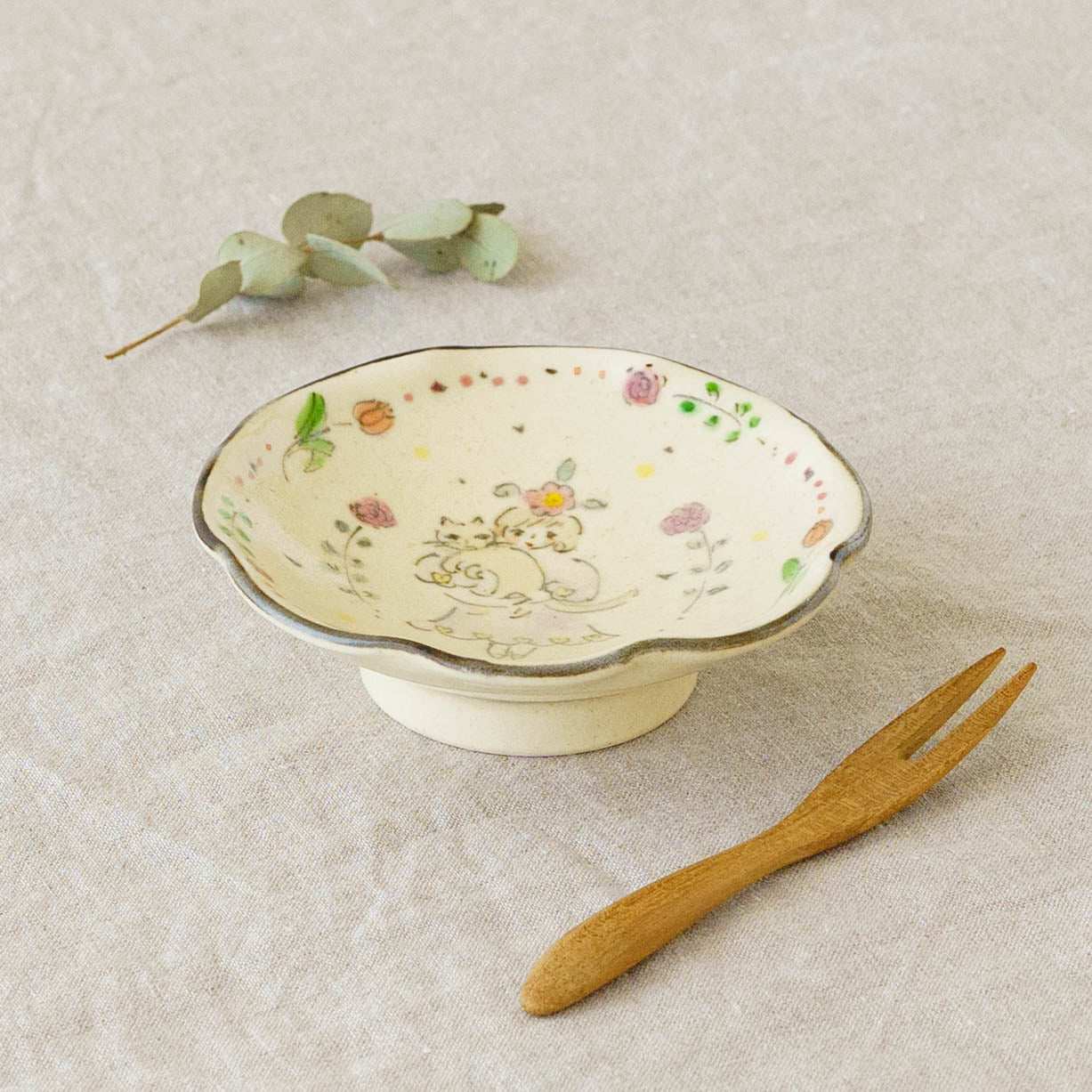 Hugging Cat Mini Plate | Hahamiya
