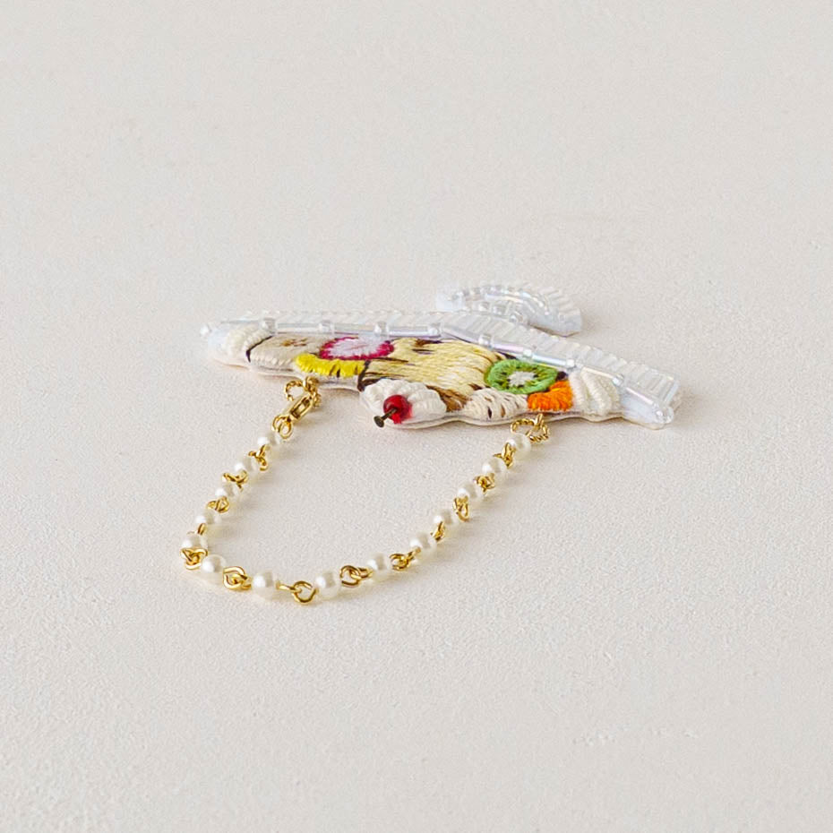 Embroidered Bag Charm Purin a la Mode | Aonoie