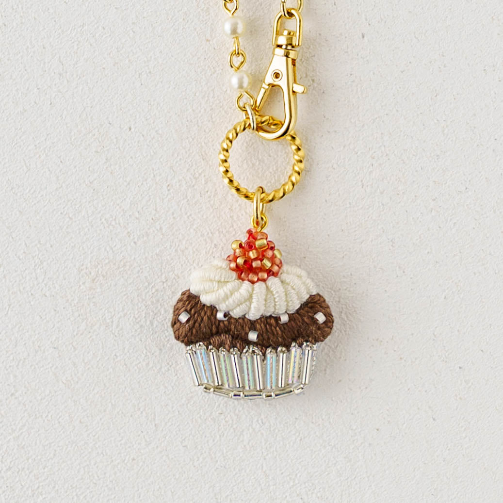 Embroidered Bag Charm Chocolate Cupcake | Aonoie