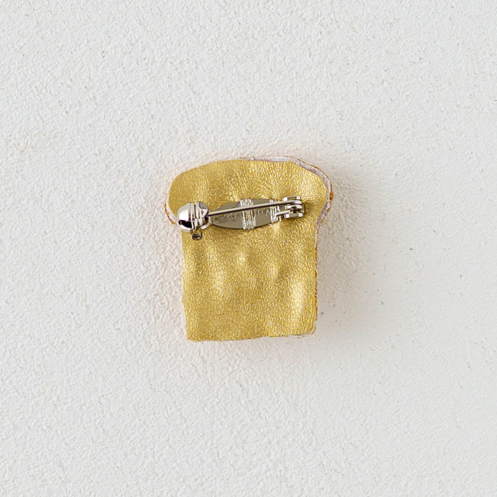 Embroidered brooch Buttered Toast｜Aonoie