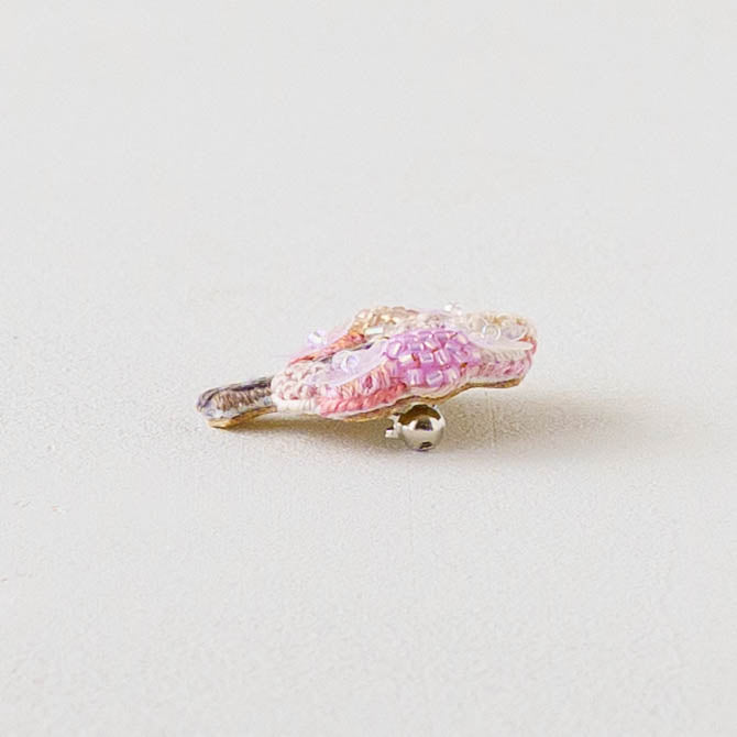 Embroidered Brooch Cherry Blossoms in Full Bloom | Aonoie