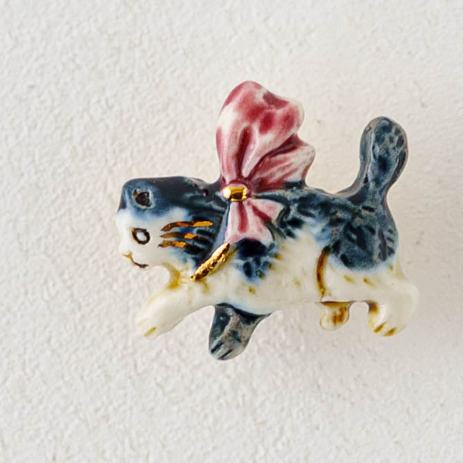 Ribbon Kitten Red | Minami Nonomura