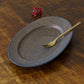 Oval rim plate L Iron brown ｜Sakiko Tomobe