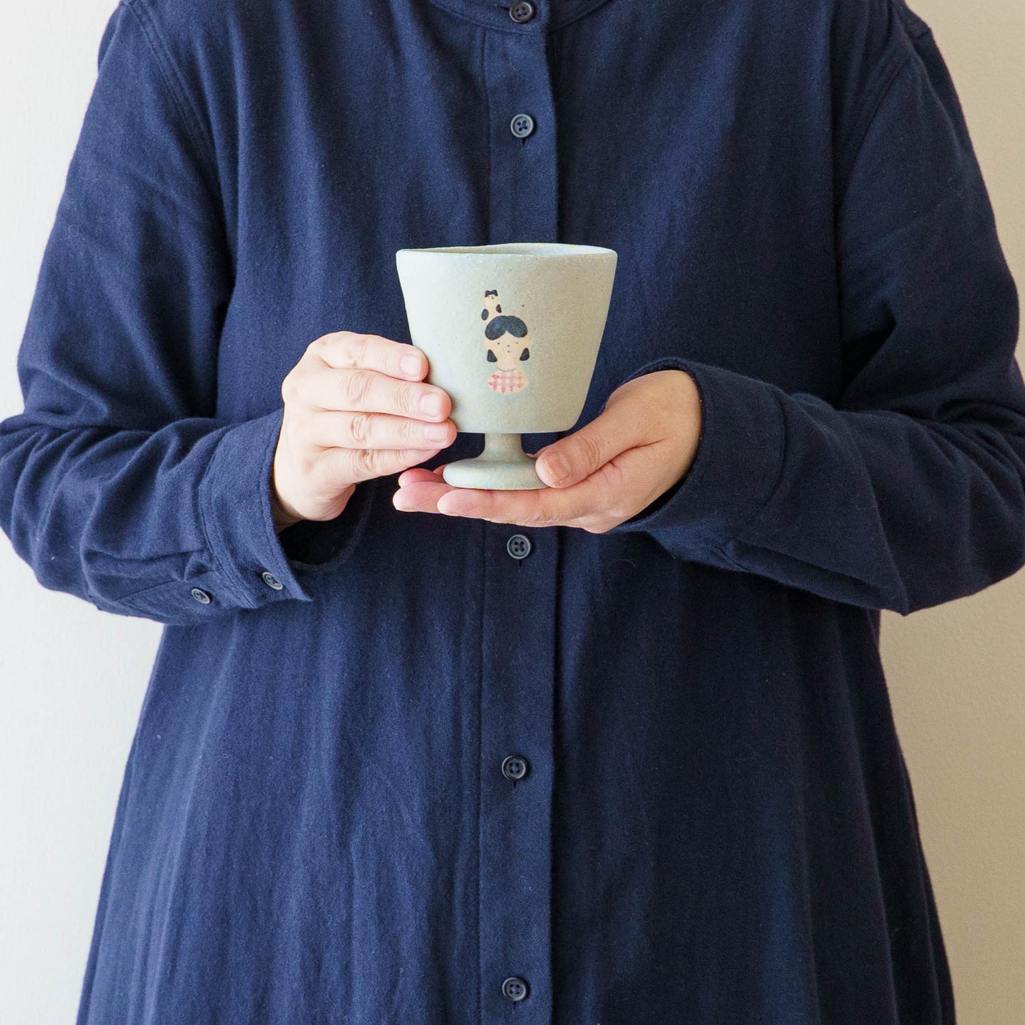 Cup Cat and girl light blue | Aya Watanuki