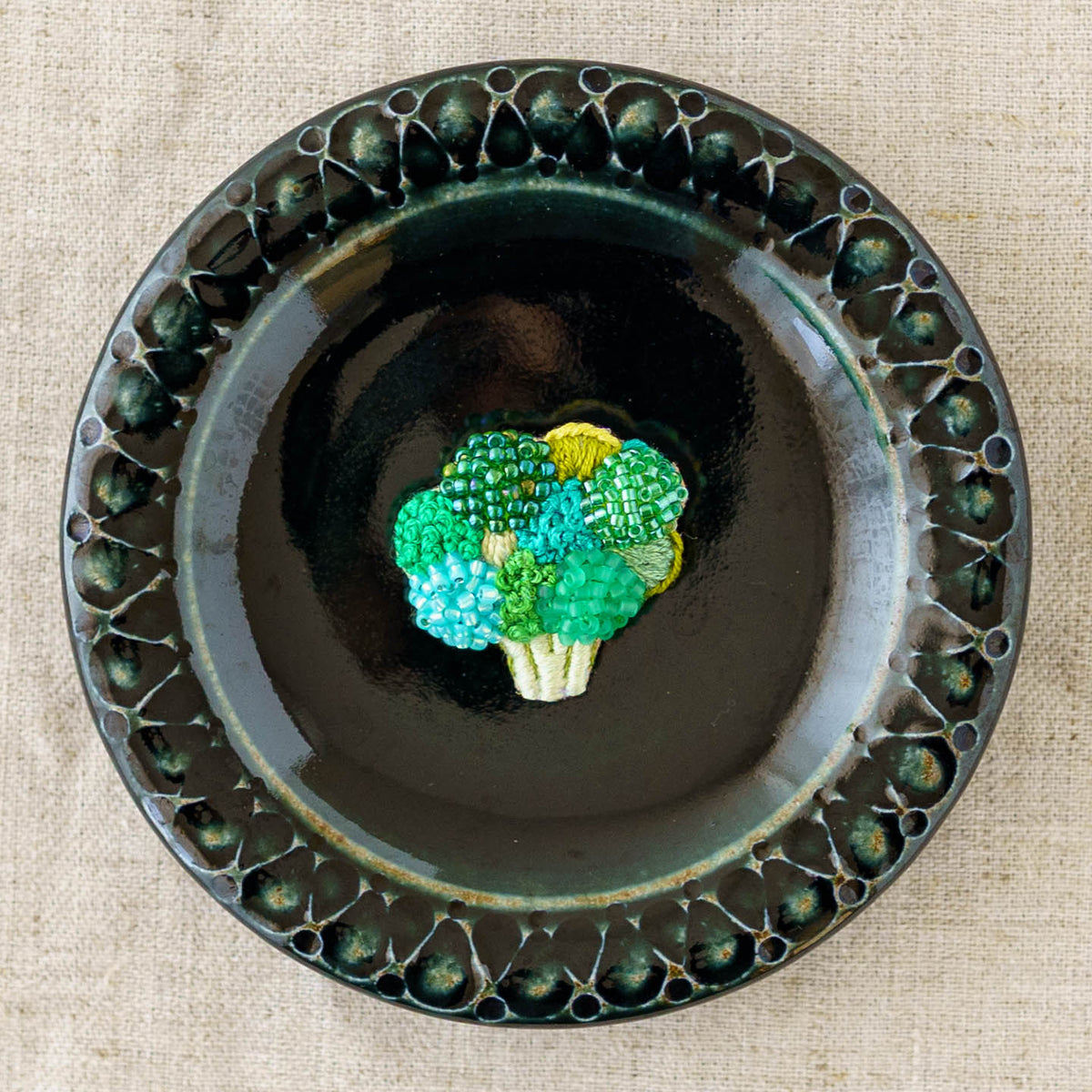 Embroidered Brooch  Broccoli | Aonoie