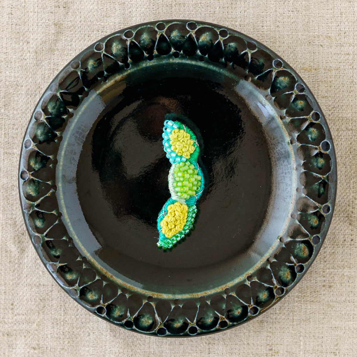 Embroidery Brooch Edamame | Aonoie