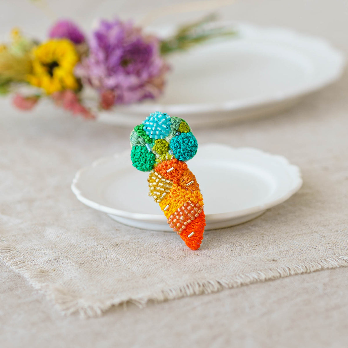 Embroidered Carrot Brooch | Aono ie