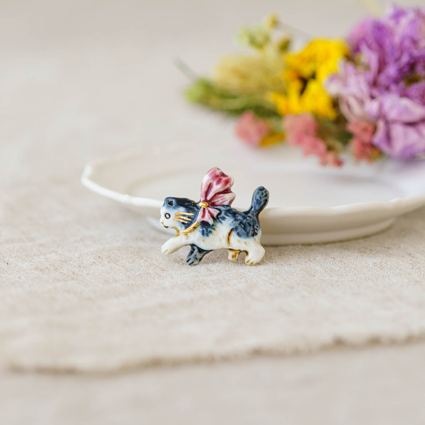 Ribbon Kitten Red | Minami Nonomura