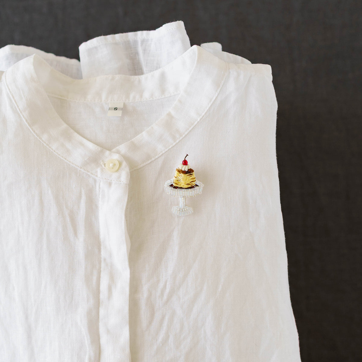 Embroidered Pin Brooch  Retro Pudding | Aonoie