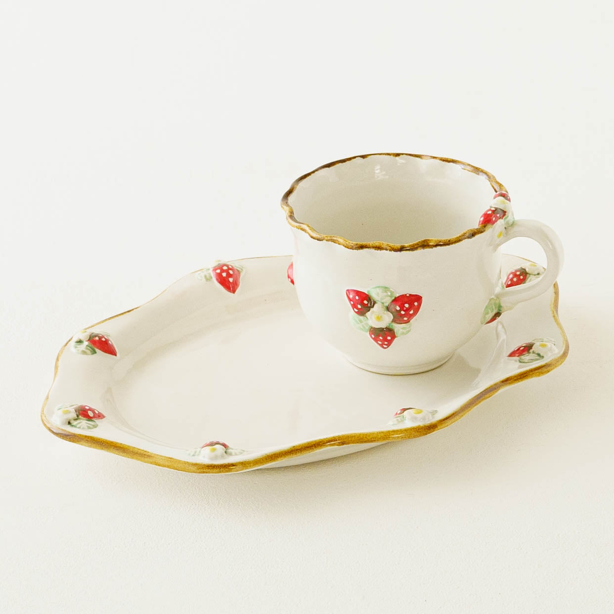 Strawberry C&S White B｜Aiko Miura