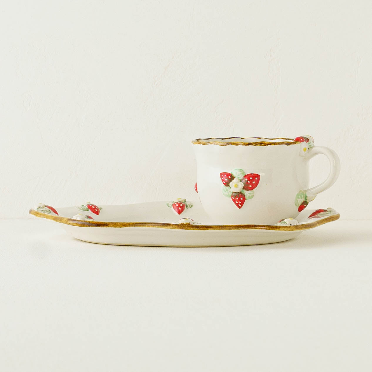 Strawberry C&S White B｜Aiko Miura