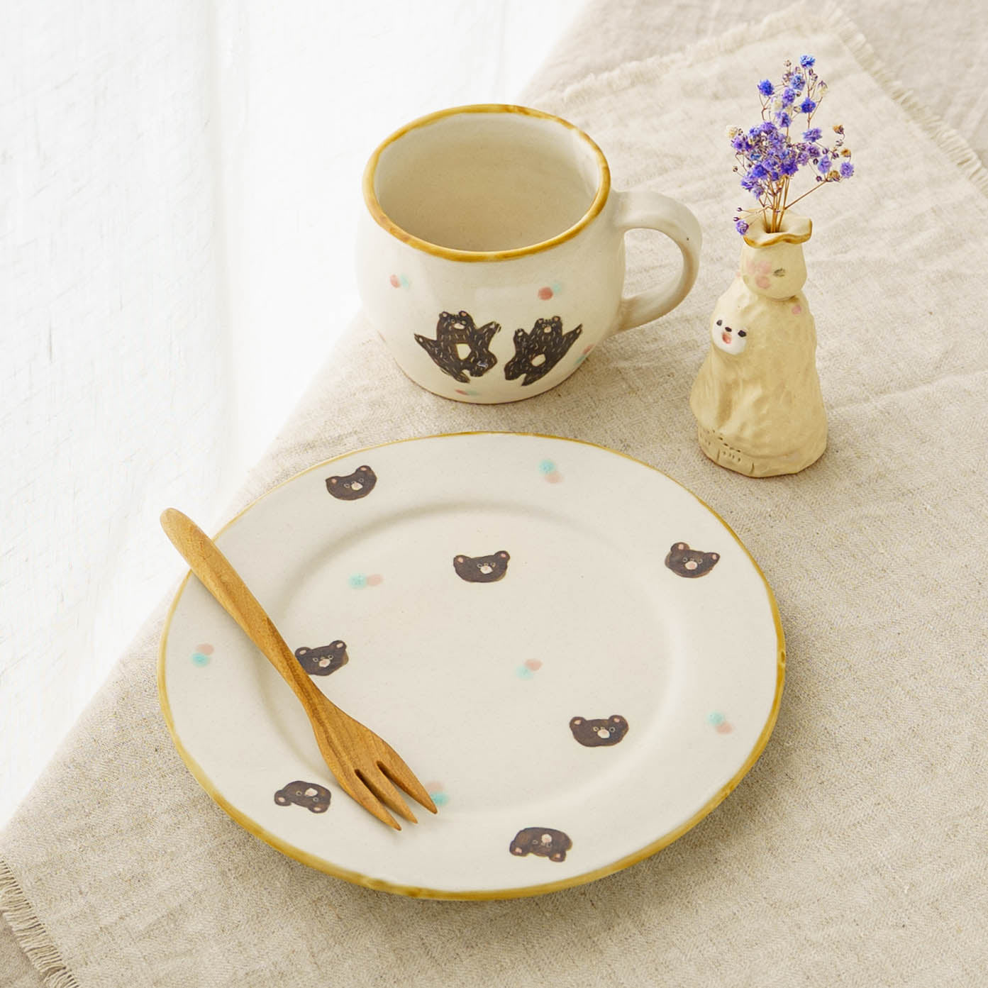 Bear Dried Flower Stand White | Mikiko Kato