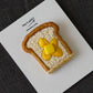 Embroidered brooch Buttered Toast｜Aonoie