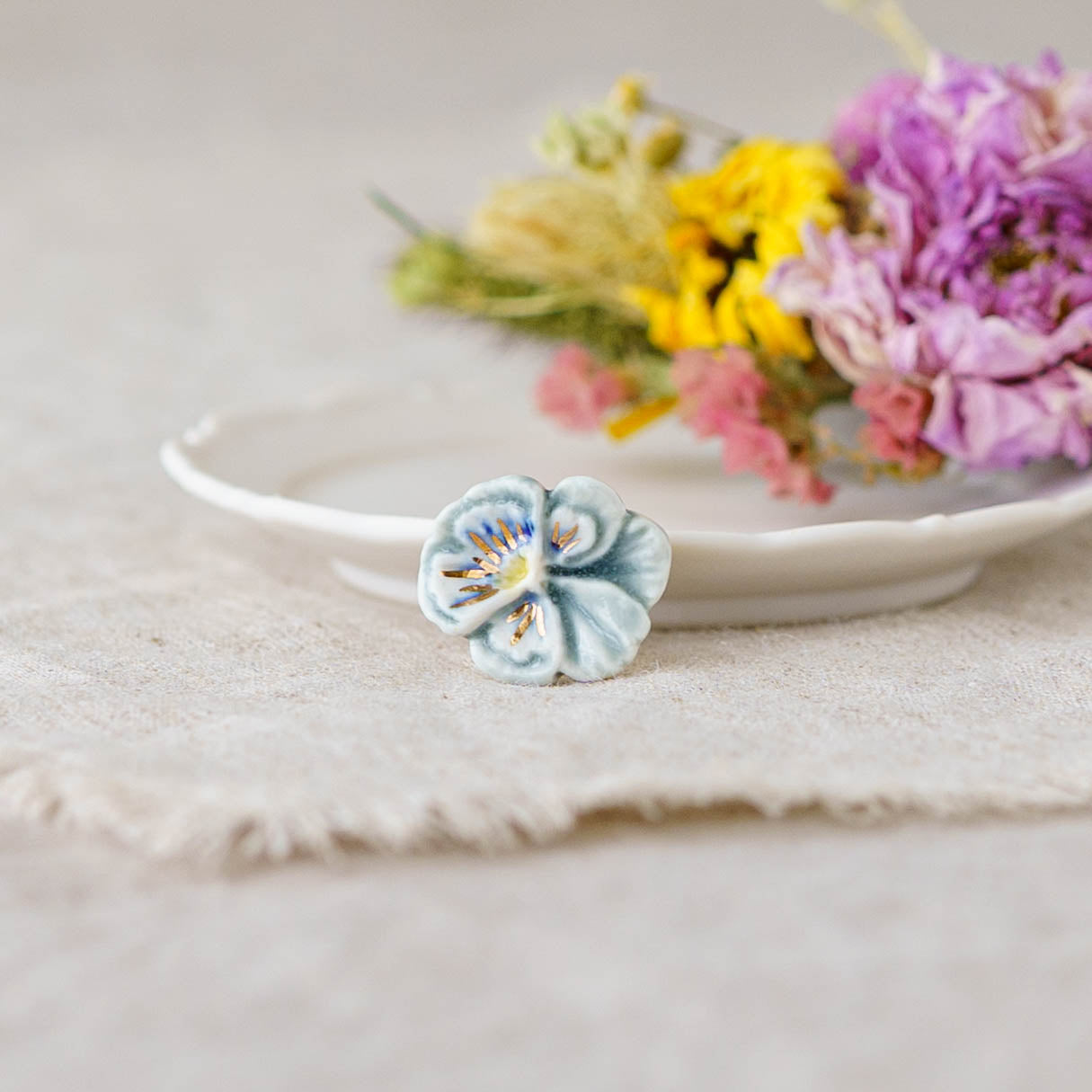 Pansy Blue | Minami Nonomura