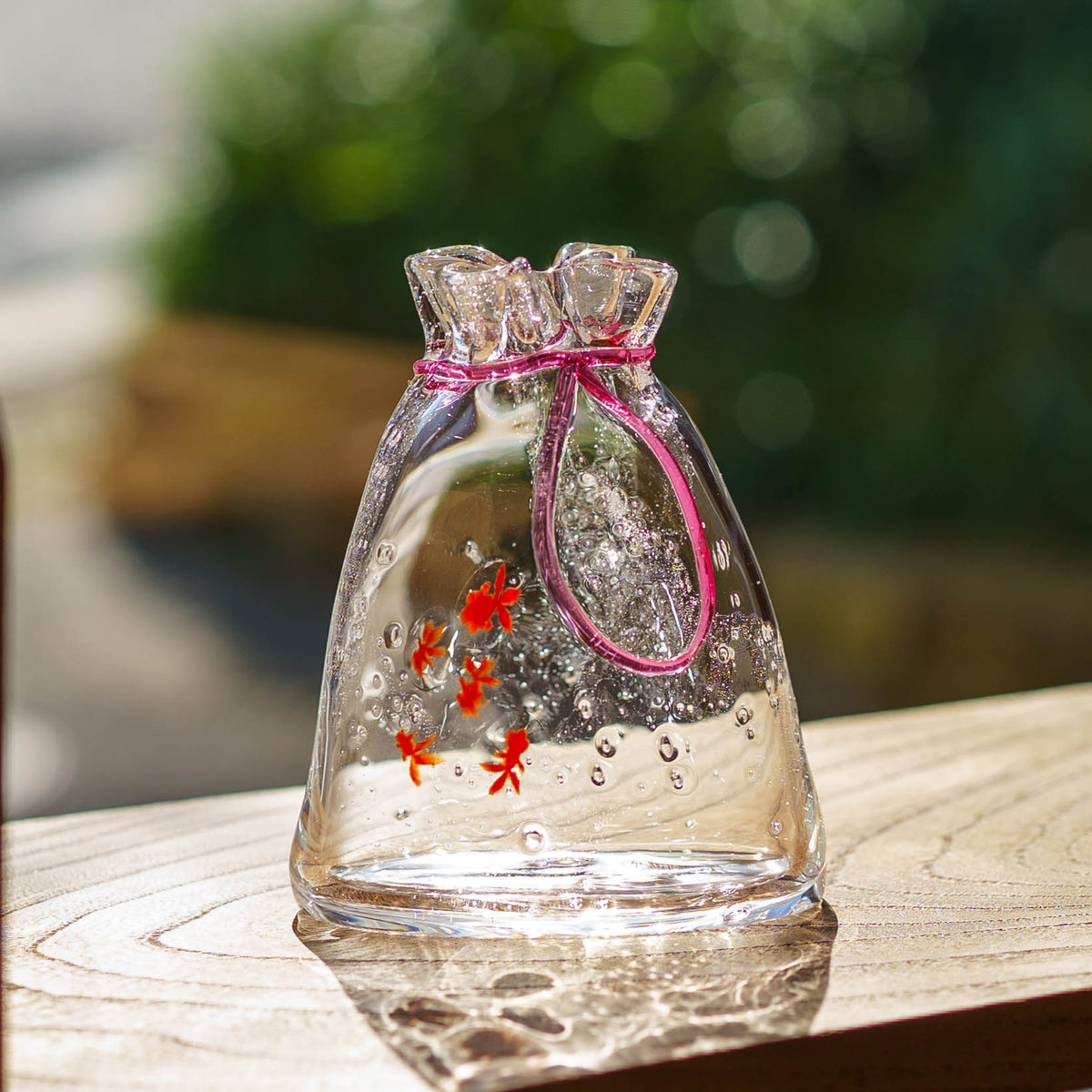 Goldfish flower Vase Red L | Gokurakuji Glass Studio