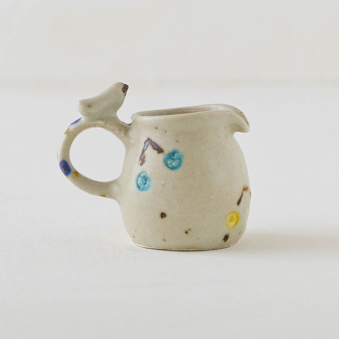 Mini pitcher bird and cherry white | Harada Haruko