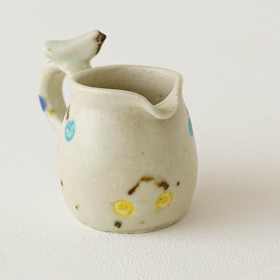 Mini pitcher bird and cherry white | Harada Haruko