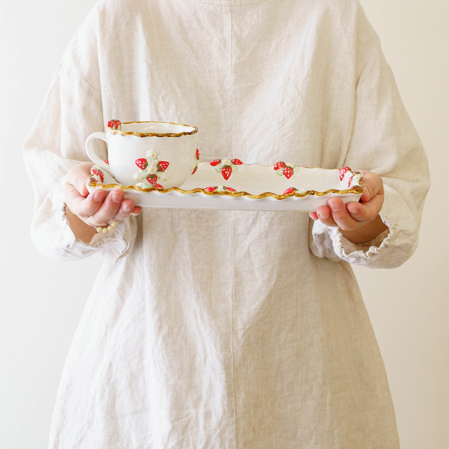 Strawberry C&S White E｜Aiko Miura
