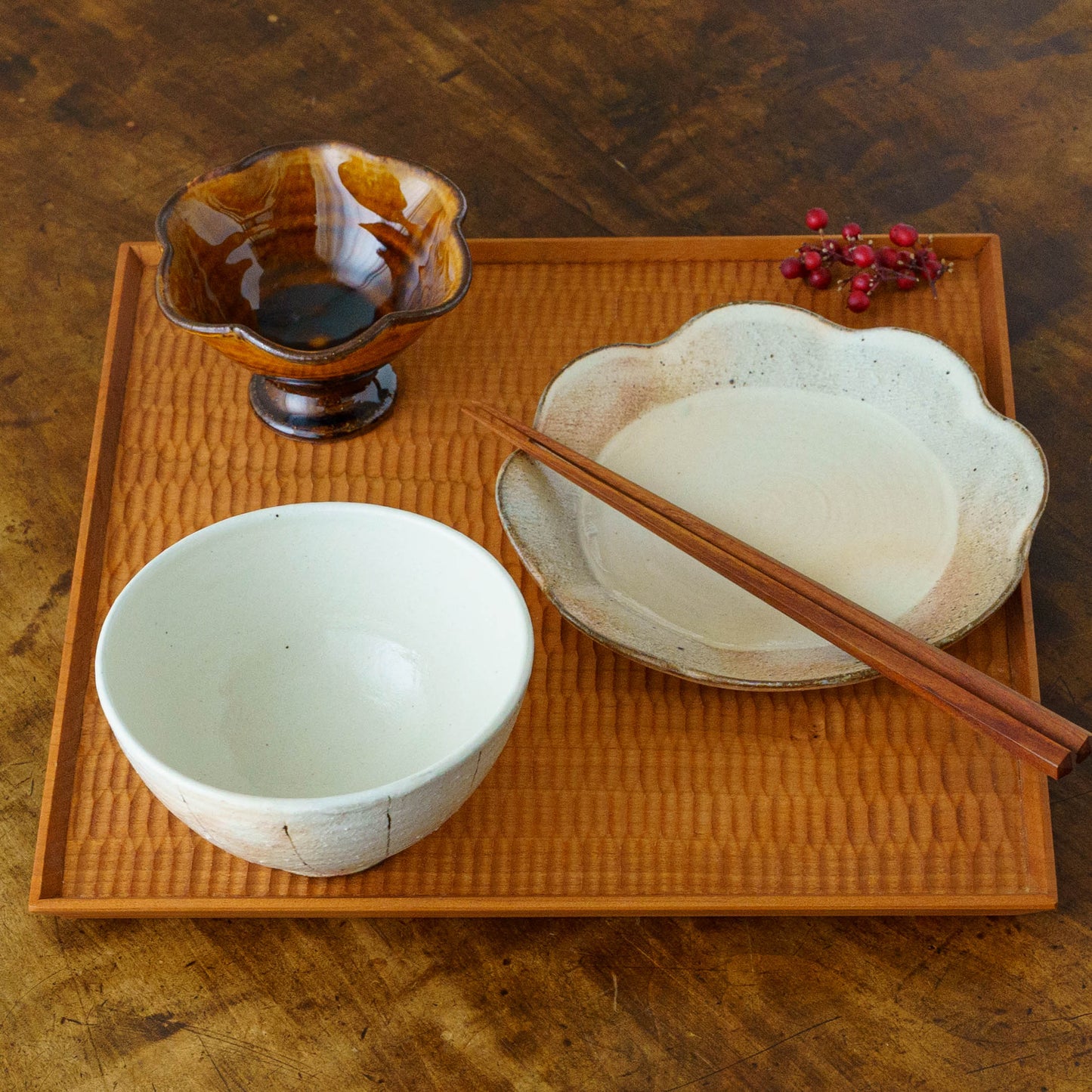 Vertical iron wire rice bowl large｜Furutani pottery