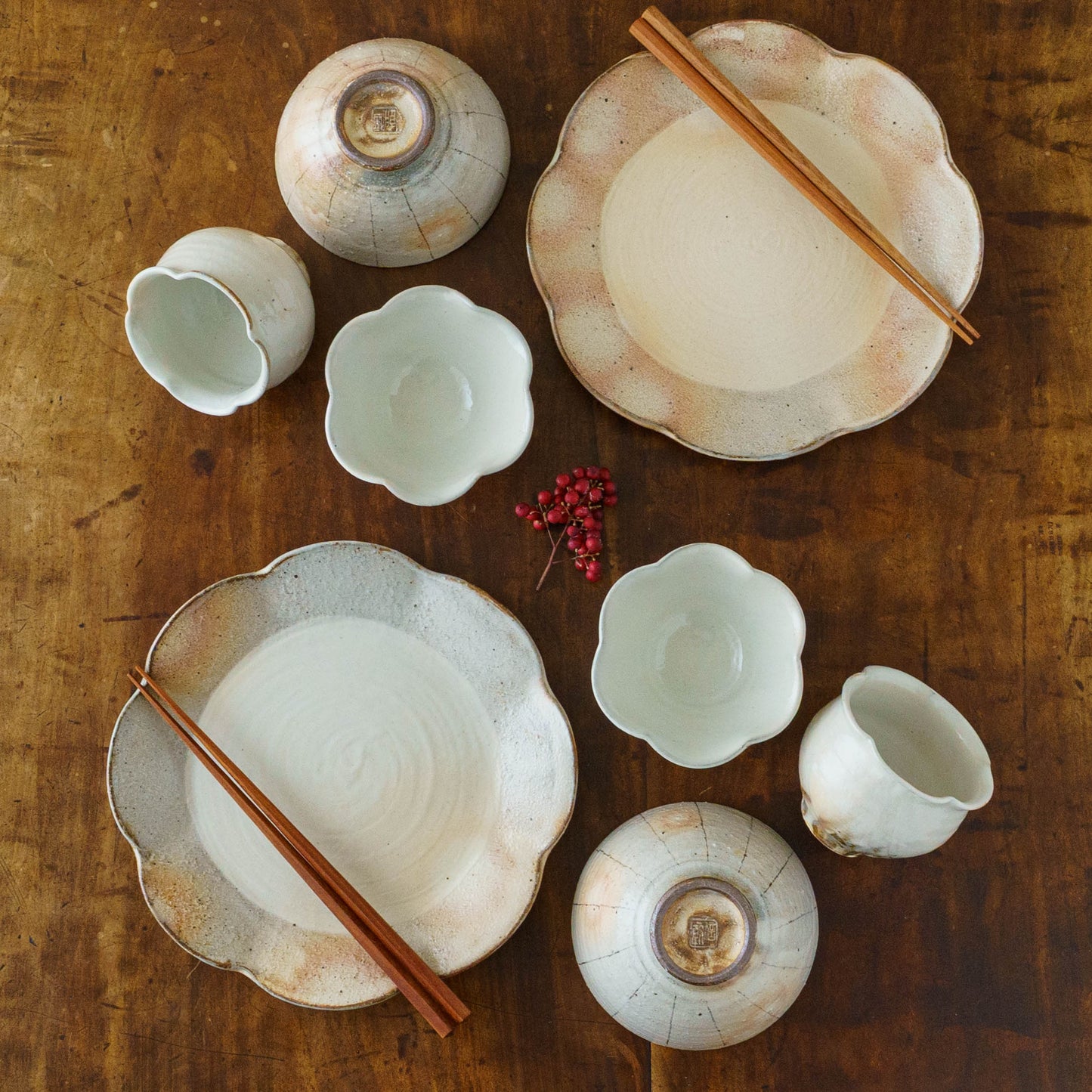 Vertical iron wire rice bowl large｜Furutani pottery
