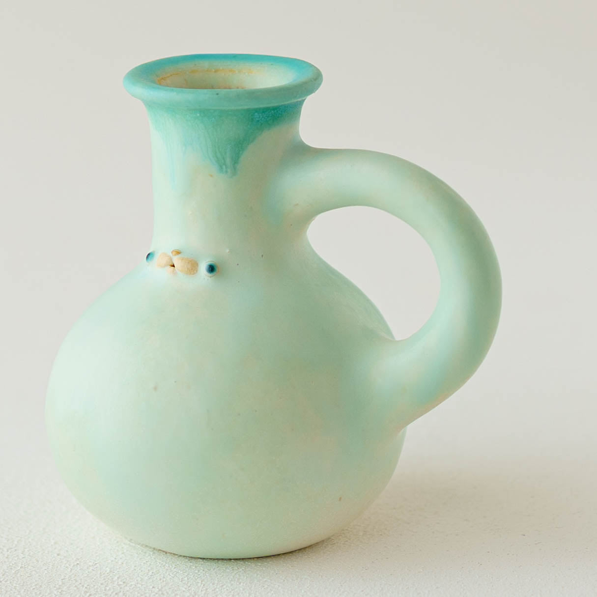 frasco vase light green |  Ryoko Horie